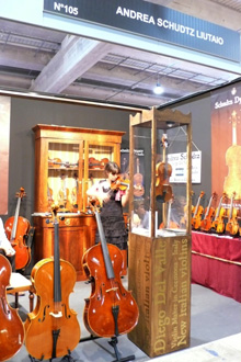 instrumentos  Mondomusica se reafirma como la gran feria internacional de luthería