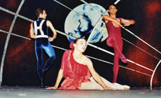 clasica danza  Carmen de Bizet, más futurista