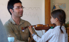 actualidad de centros  Clases de violín en grupo con Claudio Forcada
