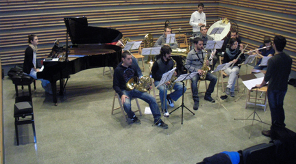 contemporanea  El Centro Huarte pone música y baile a la escultura de Jorge Oteiza