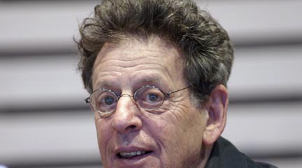 lirica  Philip Glass retrata al Perfecto Americano