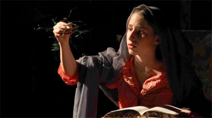lirica  Donde mira el ruiseñor cuando cruje una rama, en el Teatro Español