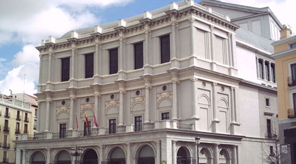 notas  Puertas abiertas del Teatro Real por el Día de la ópera