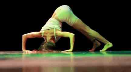 contemporanea danza  La Realidad invisible danza en Espacio Inestable