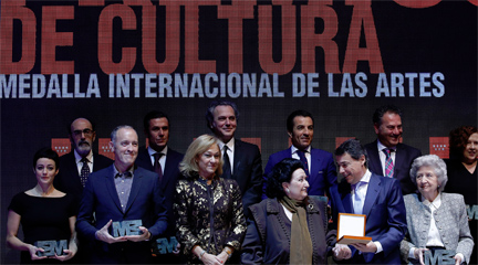 notas  Montserrat Caballé, Medalla Internacional de las Artes de la Comunidad de Madrid