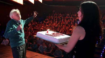 notas  Los Teatros del Canal sortean un abono doble de un año para celebrar su cumpleaños