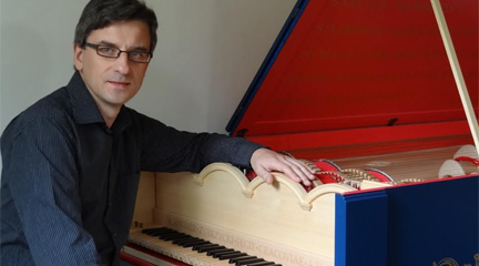 entrevistas  Sławomir Zubrzycki, autor de la Viola organista