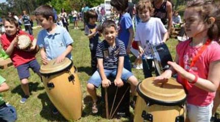 para ninos  La Escuela de Música Creativa en el Festival Malakids