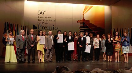premios  Akihiro Sakiya primer Premio “Jaén” de Piano, el cuarto pianista japonés en alcanzarlo