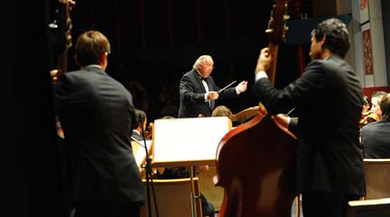 para ninos Pedro y el Lobo en el Encuentro de Música y Academia para ninos Pedro y el Lobo en el Encuentro de Música y Academia