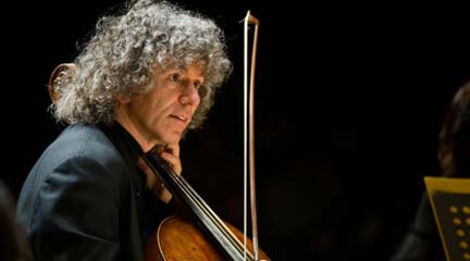 clasica  Steven Isserlis, mano a mano con la Orquesta Sinfónica de Castilla y León