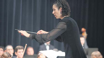 notas Beatriz Fernández nueva directora de la Joven Banda Sinfónica de la FSMCV notas Beatriz Fernández nueva directora de la Joven Banda Sinfónica de la FSMCV